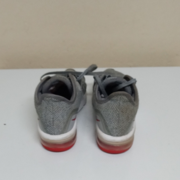 Shoes - Picture 3 of 4